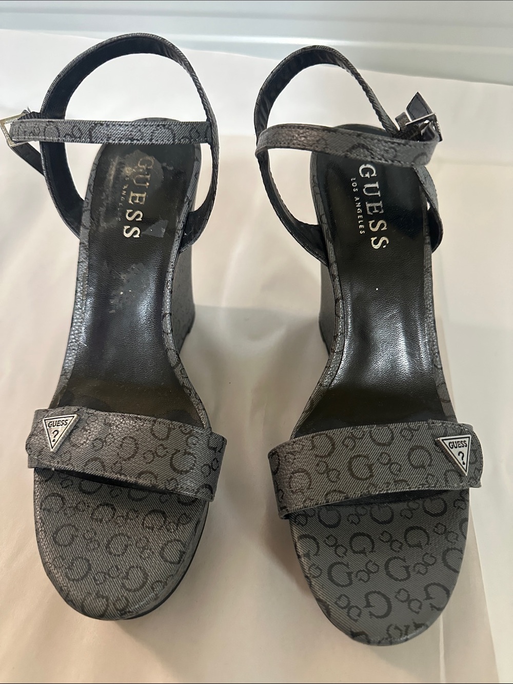 GUESS WEDGES